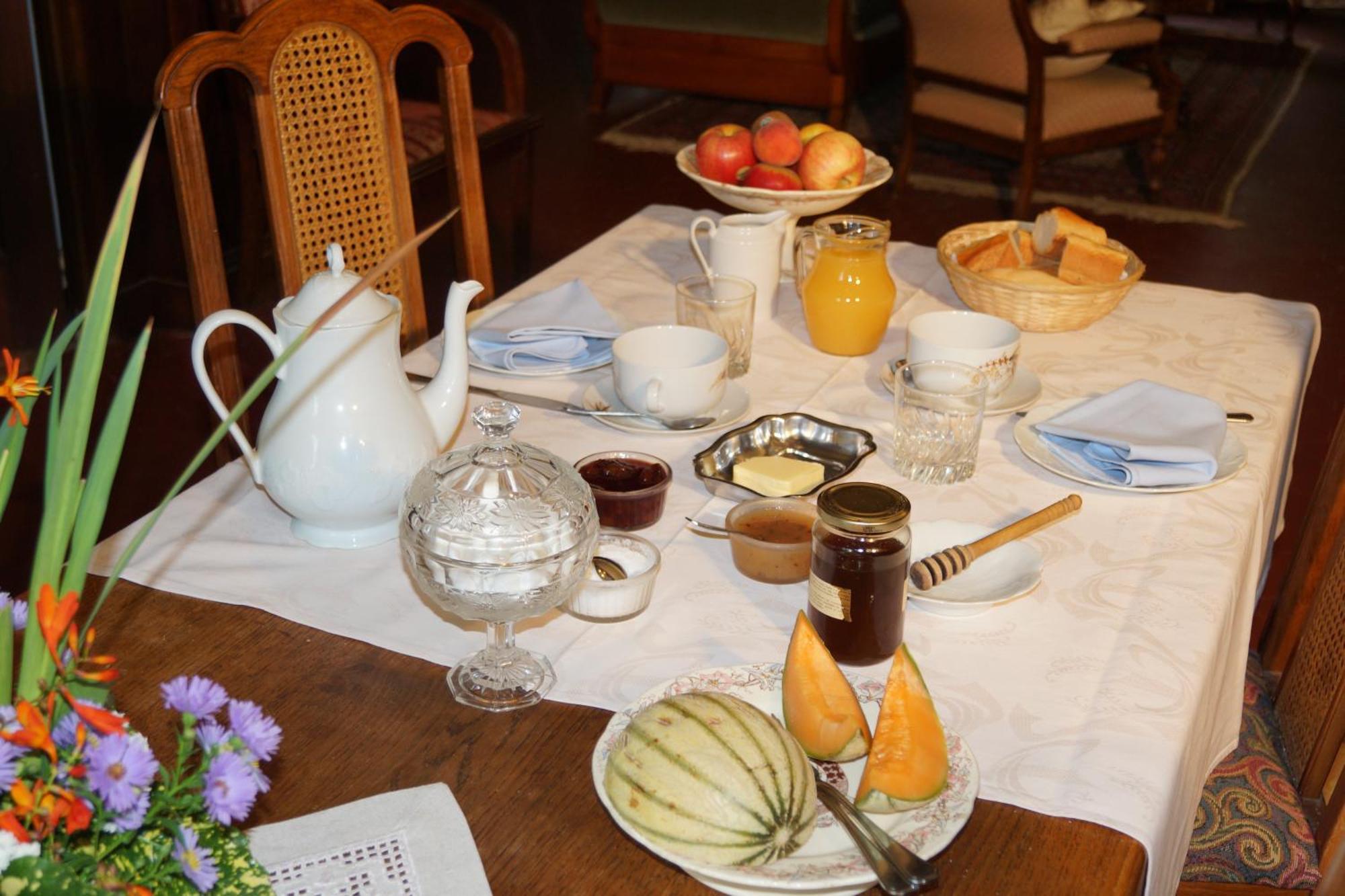 Bed and Breakfast Le Moulin Du Bignon Lassy Exterior foto
