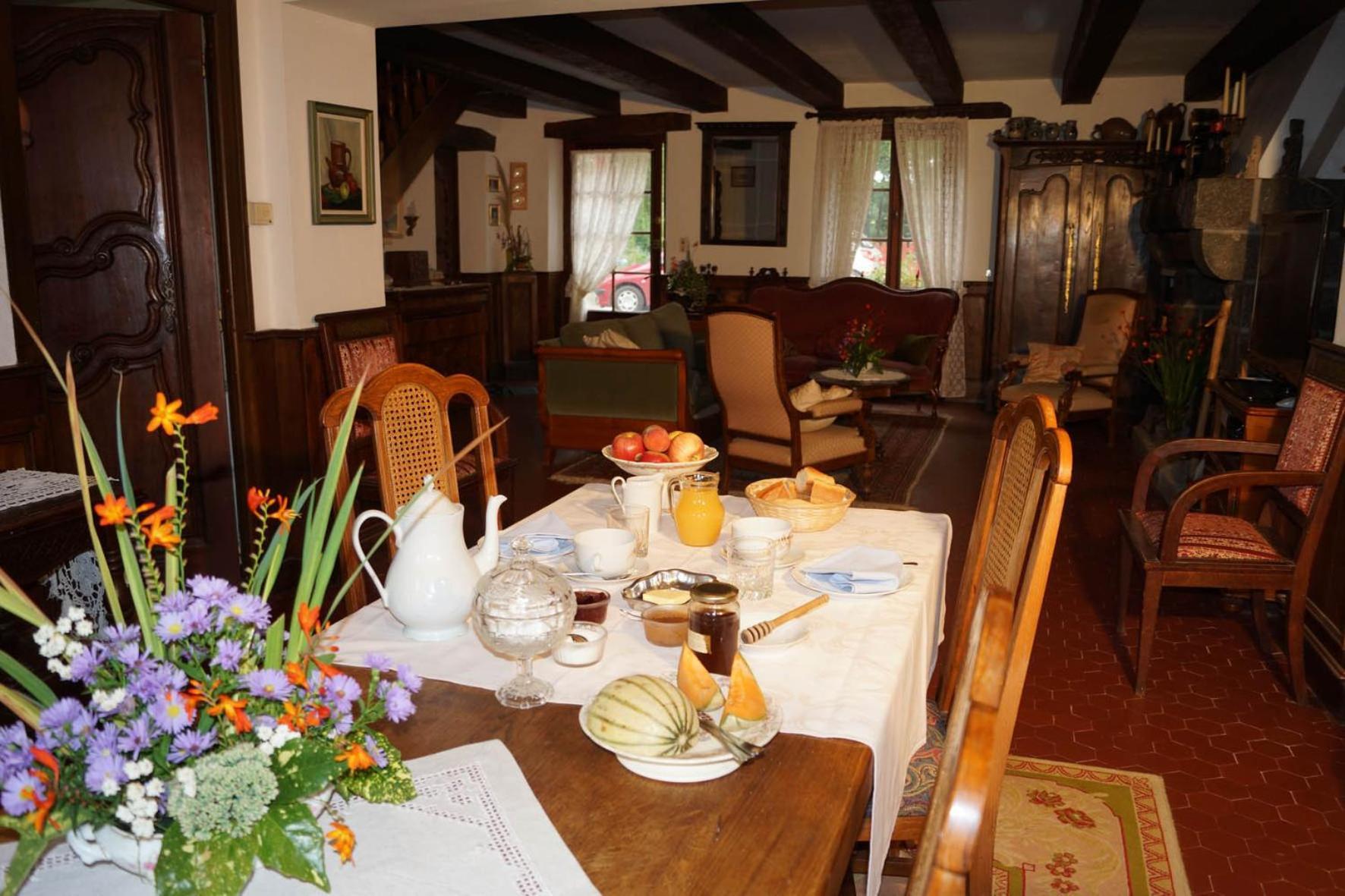 Bed and Breakfast Le Moulin Du Bignon Lassy Exterior foto
